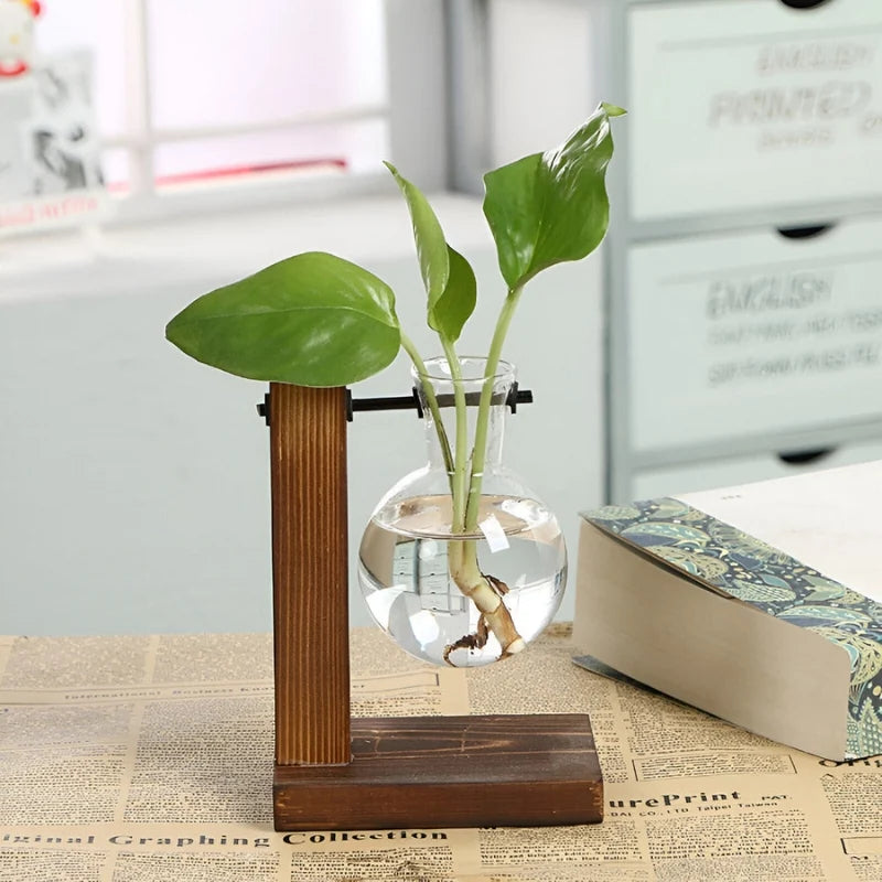 Tabletop Vase | Curved Base & Follower-Inspired Design | Brown