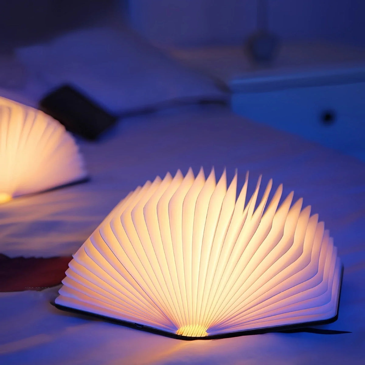 Book Lamp | Foldable Wooden & USB-Rechargeable
