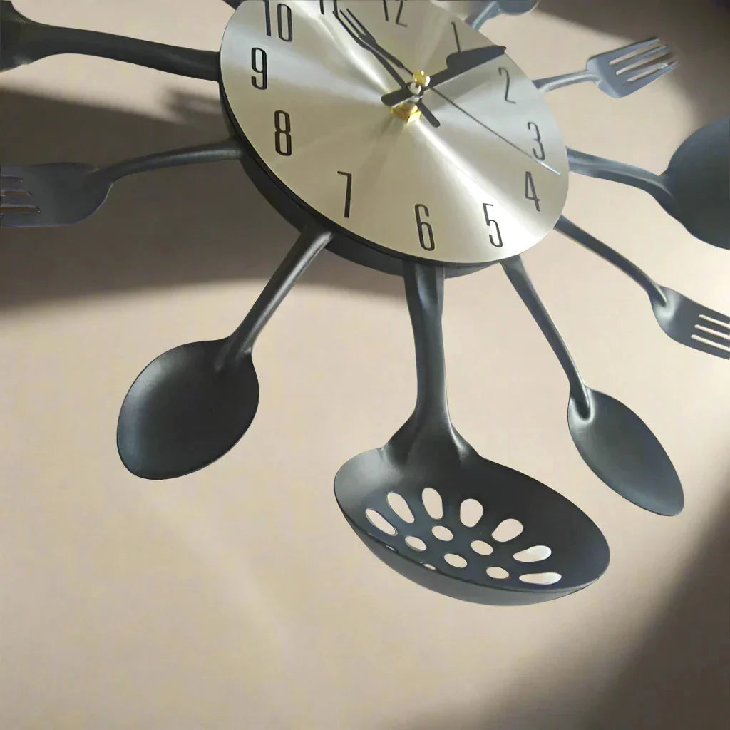 Wall Clock | Bold Round Design & Silent Quartz Movement