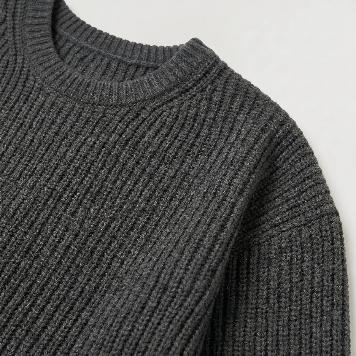 Men’s Sweater | Knitted Crew Neck & Rib-Knit Trim | Regular Fit