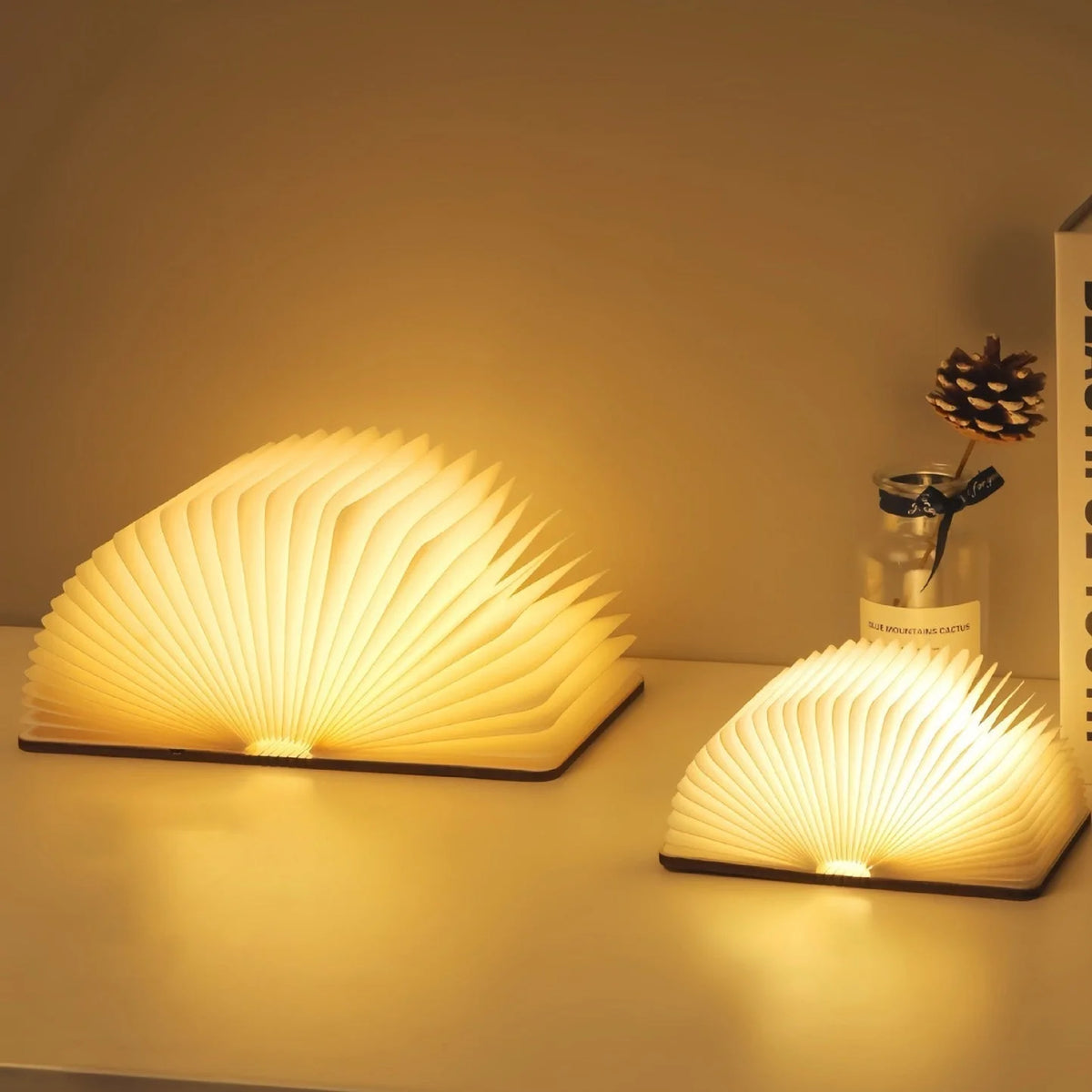 Book Lamp | Foldable Wooden & USB-Rechargeable