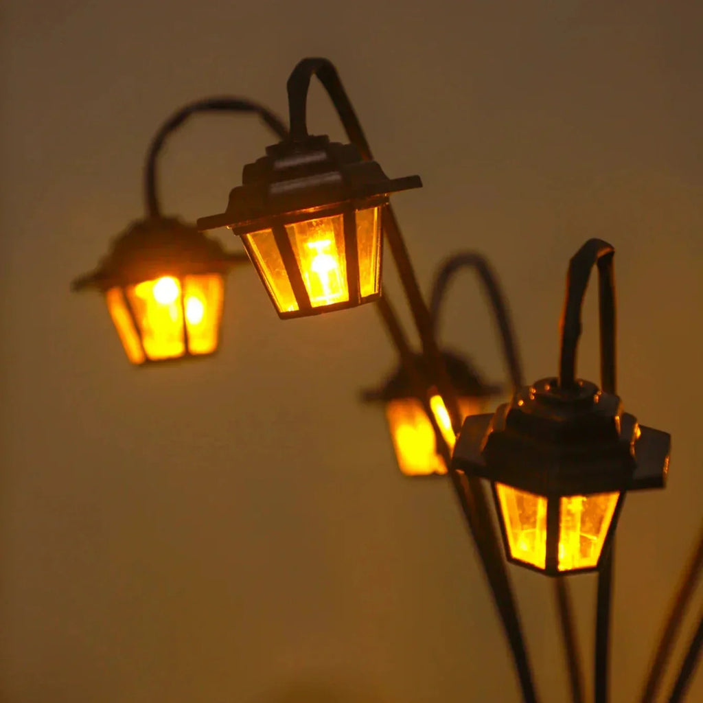 Garden Lantern | Solar-Powered, Automatic Dusk Sensor & Weatherproof