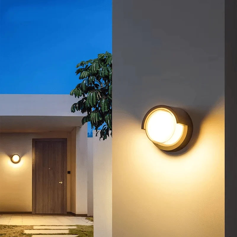 Outdoor Wall Light | Warm White LED & Weatherproof IP65 | Round & Square Options