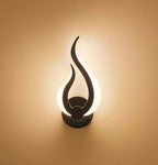 Wall Lamp | Flame-Shaped Flickering LED & Energy-Efficient | Gold & White Options