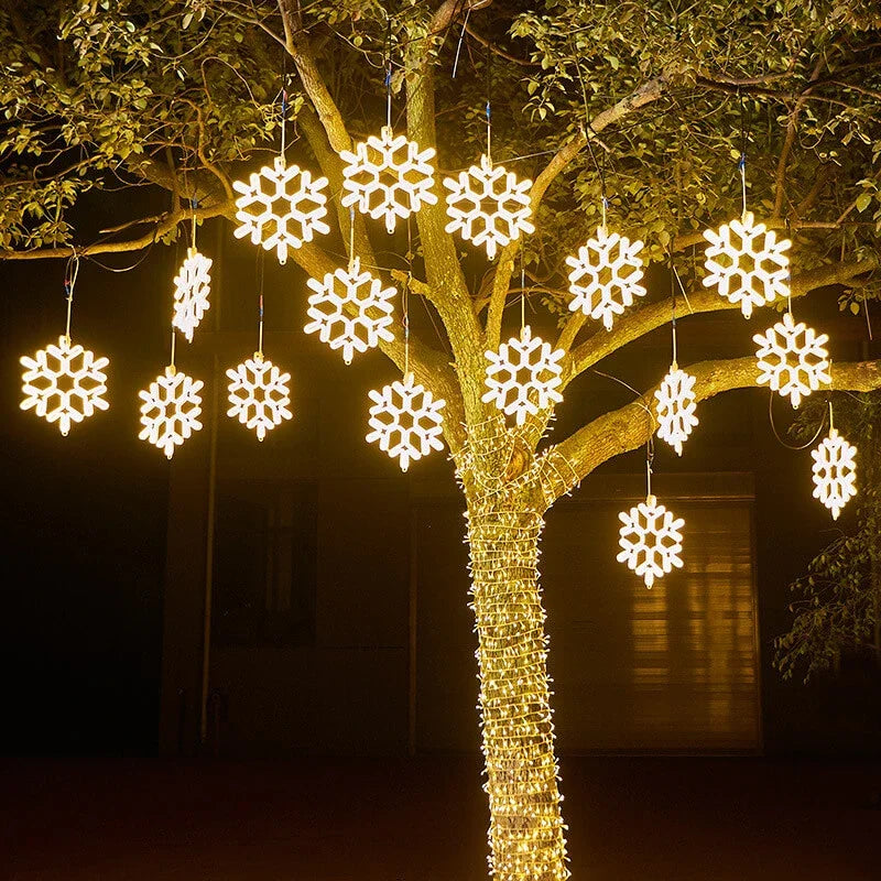 Outdoor Snowflake Lights | IP65 Waterproof LED & Warm Glow | 30 cm Diameter