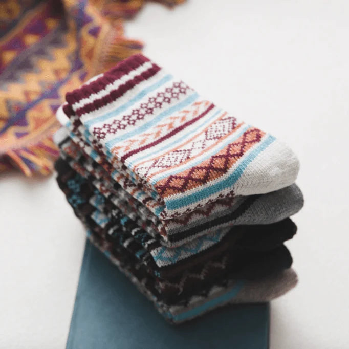Winter Socks | Warm Wool Blend & Scandinavian Pattern | Unisex