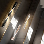 LED Wall Lamp | Curved Modern Design & Dimmable Warm White | 40 x 12 x 8 cm