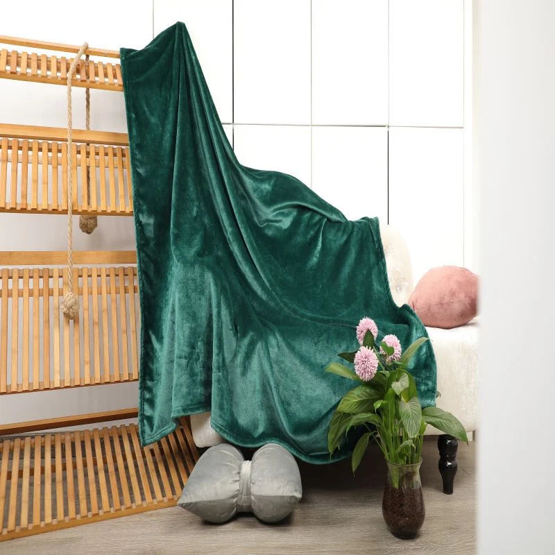 Throw Blanket | Soft Velvet & Machine-Washable
