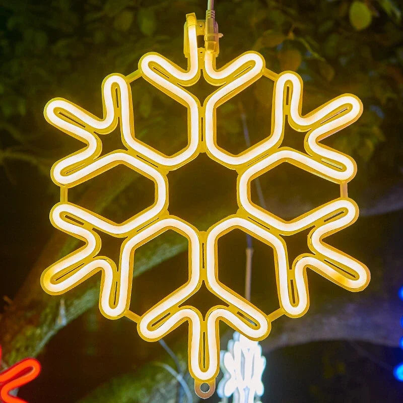 Outdoor Snowflake Lights | IP65 Waterproof LED & Warm Glow | 30 cm Diameter