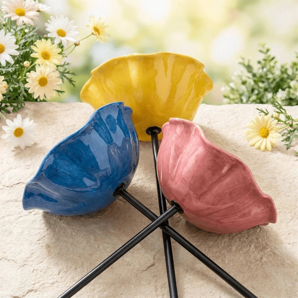 Bird Bath | Flower-Shaped Ceramic | Stable Metal Stake