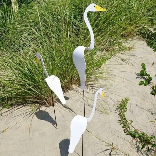 Garden Flamingo with Wind-Powered Rotating Body