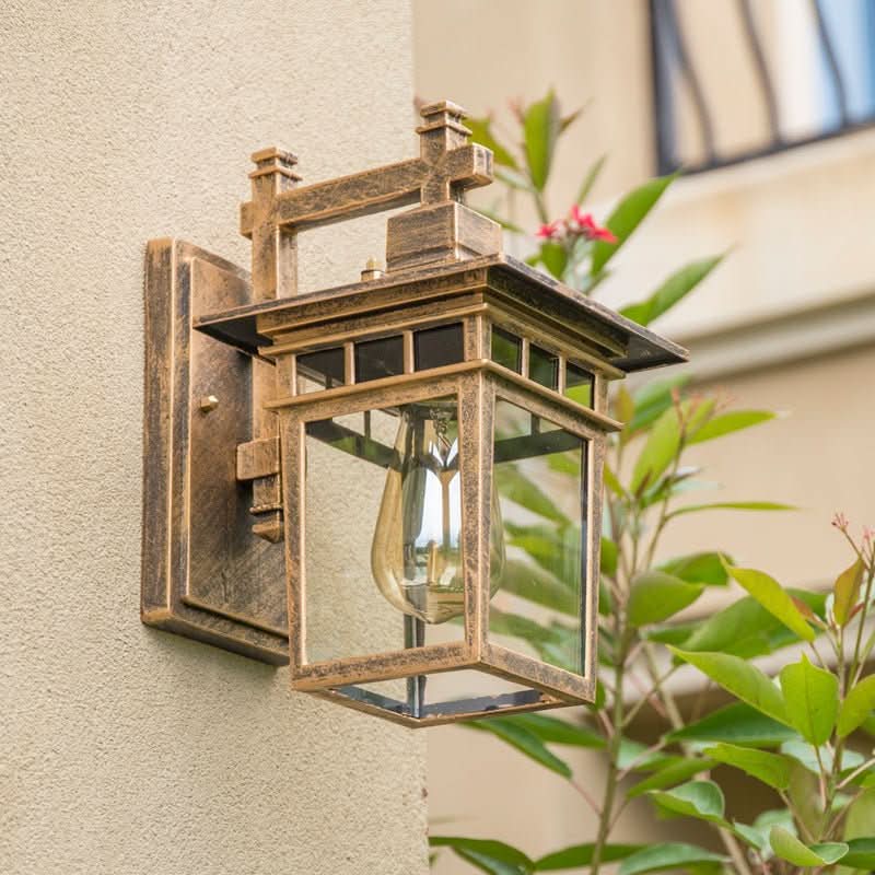Outdoor Wall Light | Adjustable Head & Weatherproof