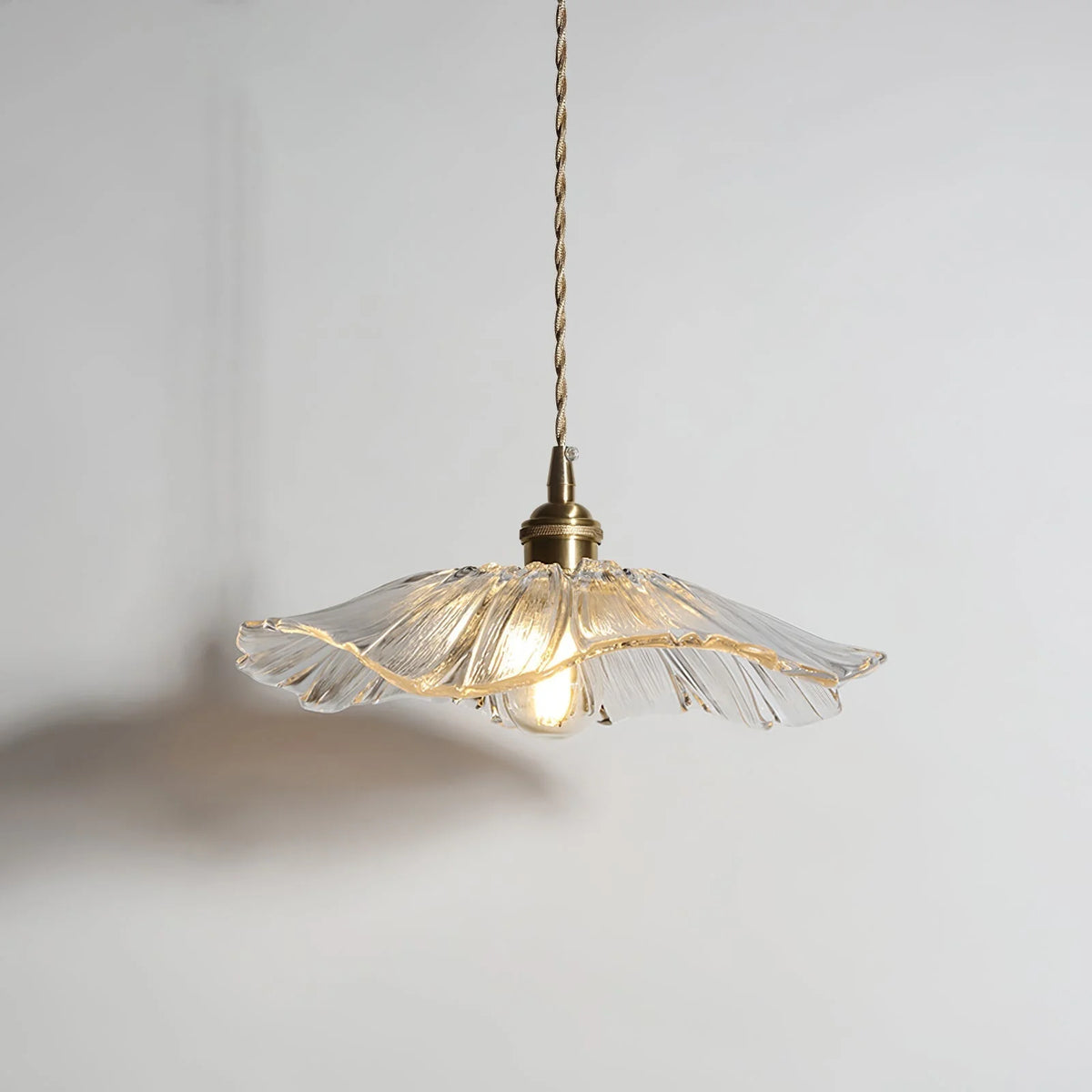 Pendant Light | Flower-Shaped Glass & Brass Accents | Three-Colour Switch